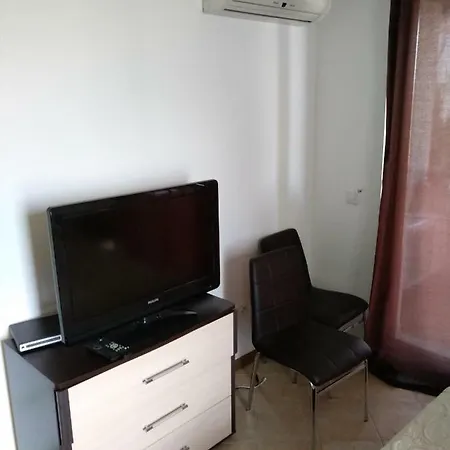 Oasis & Spa Studio 2