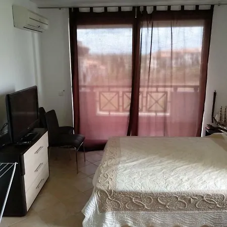 Oasis & Spa Studio 2 Апартамент