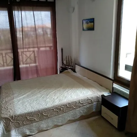 Oasis & Spa Studio 2 * Лозенец