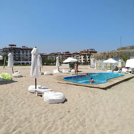 Oasis & Spa Studio 2 *